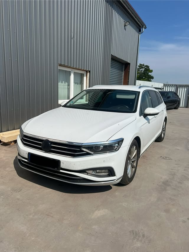 VW Passat B8 2.0 TDI – Fahrzeugansicht